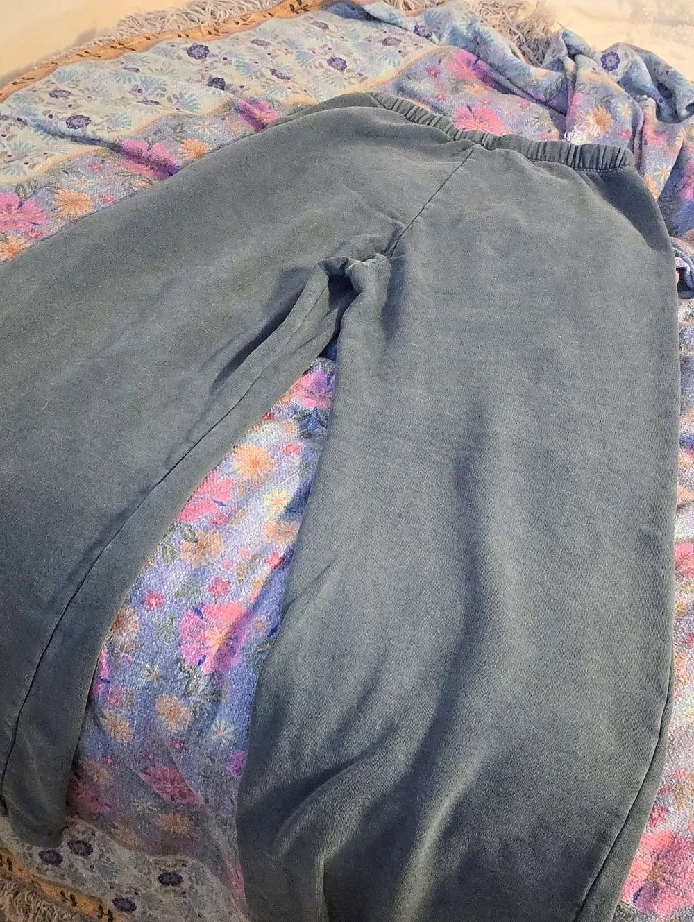 Distressed Swears Gray - Picture 3 of 6